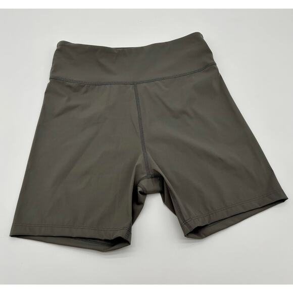Born Primitive Size Small Gray Bike Shorts Athleisure Workout Wear - Picture 1 of 4